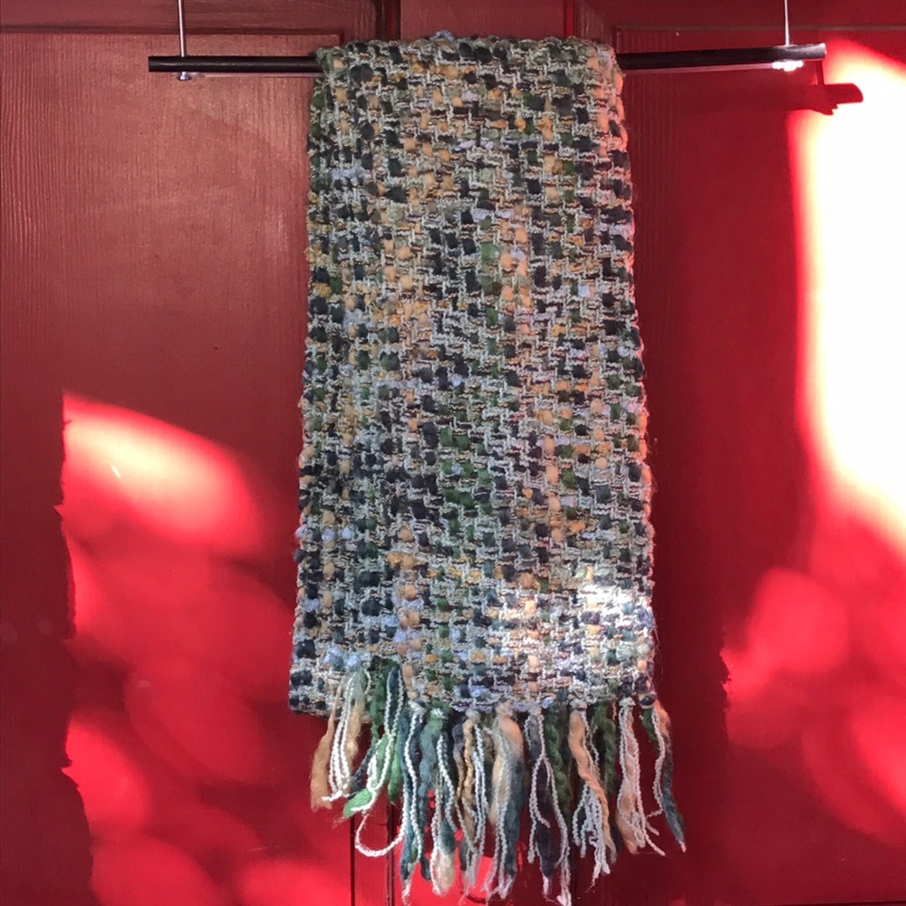 Eddie Bauer Scarf, 85" long,  Great Condition.